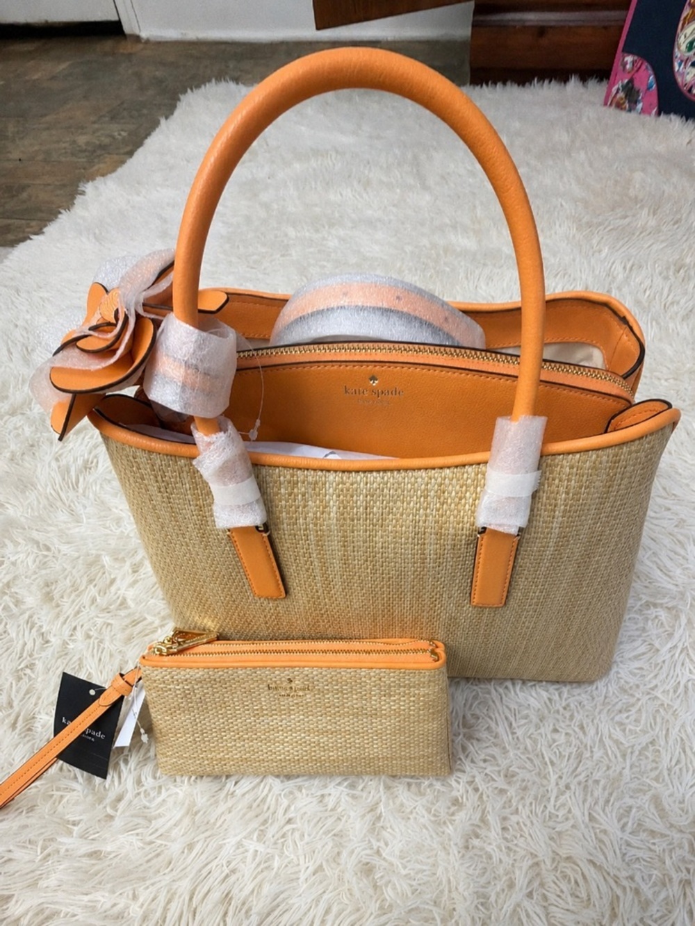 Kate Spade Thompson Street straw bag w/ matching KS straw wristlet NWT